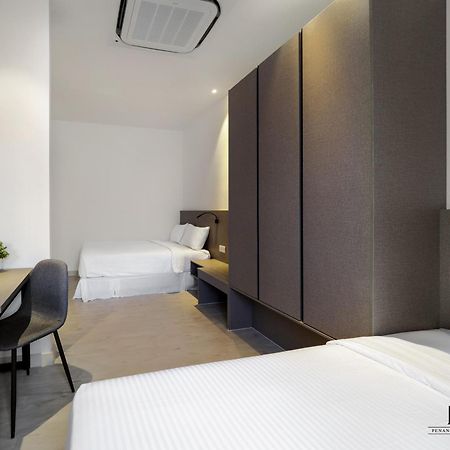 Hutton Central Hotel Managed By The Ascott Limited Джорджтаун Экстерьер фото